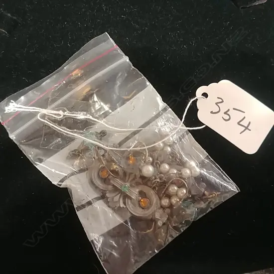 PR ANTIQUE STYLE DROP EARINGS