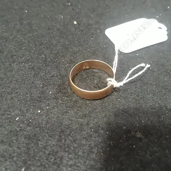9CT GOLD WEDDER 3.0GMS