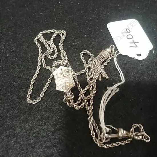 SILVER NECKLACE WITH TASSEL