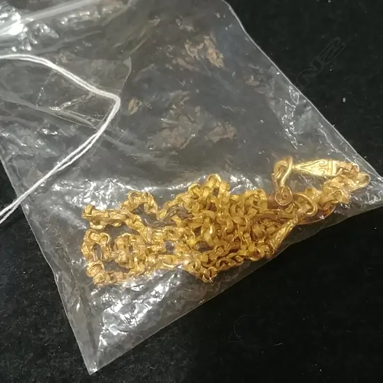 SCRAP GOLD HIGH CARAT 7.3 GRAMS