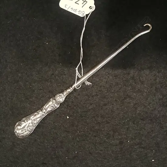 S/SILVER BOOT HOOK