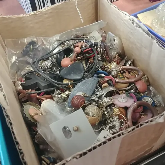 BOX OF COSTUME JEWELLERY
