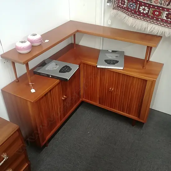 RETRO CORNER CABINET - TAMBER DOORS