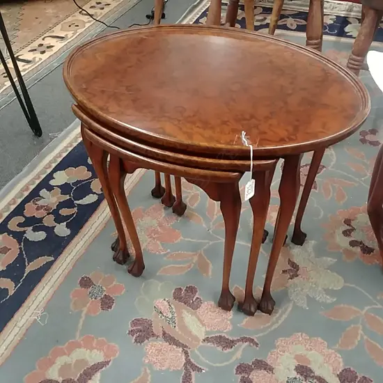 NEST OF THREE TABLES