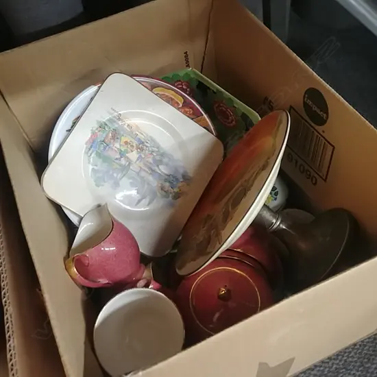 BOX CSP WINTON TEAPOT ETC
