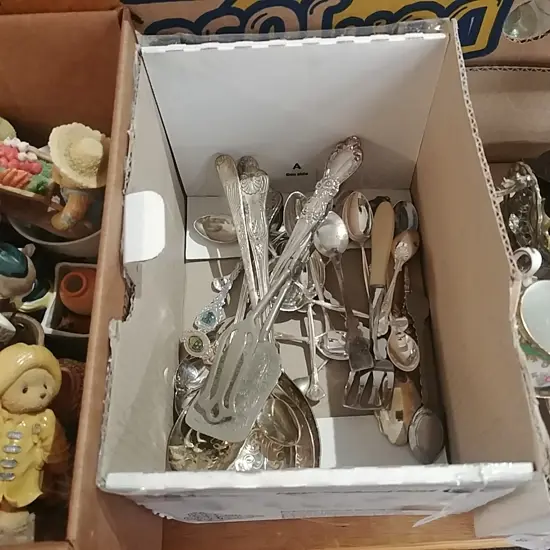 BOX OF EP CUTLERY 