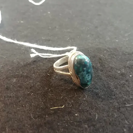 TURQUOISE & SILVER RING