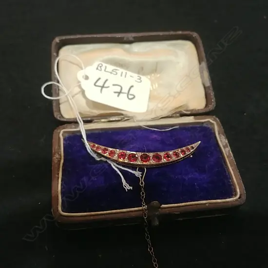 VICT. 9CT GOLD DIAMOND & GARNET BROOCH