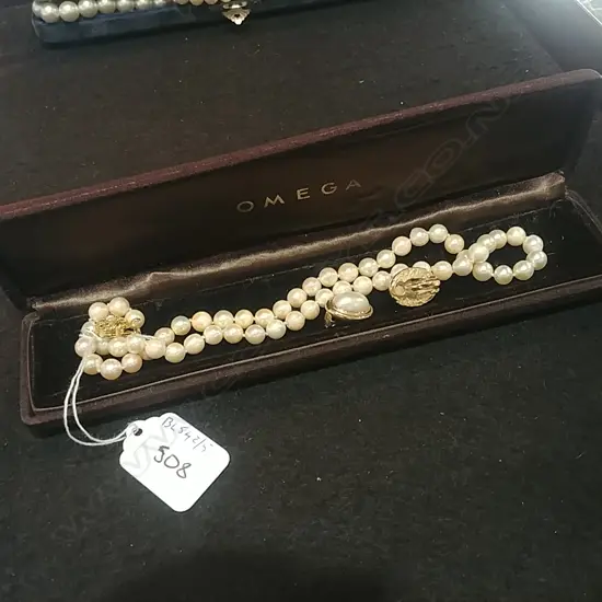 STRING OF CULTURED PEARLS