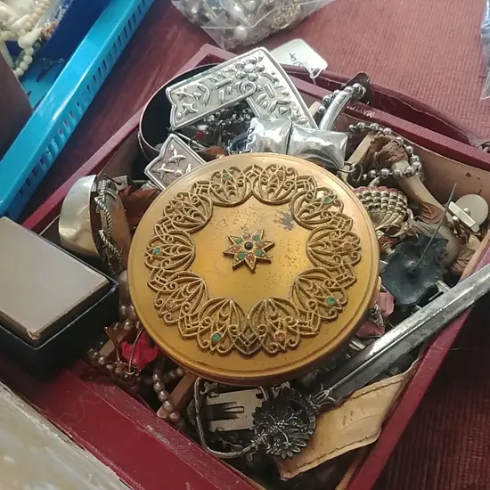 LARGE LOT ASST COSTUME JEWELLERY ETC 