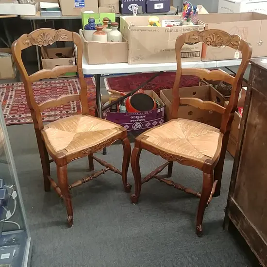 PR FRENCH RUSH SEATED CHAIRS