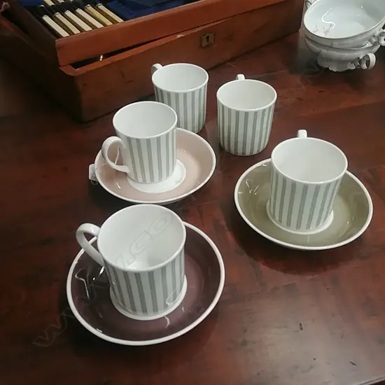 SUSIE COPPER  5 MUGS & 3 SAUCERS