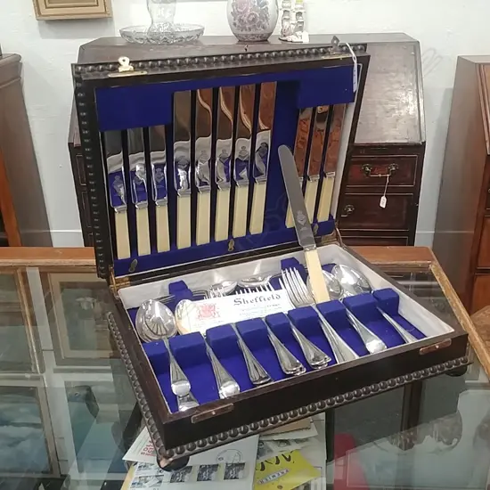 CANTEEN OF SHEFFIELD CUTLERY