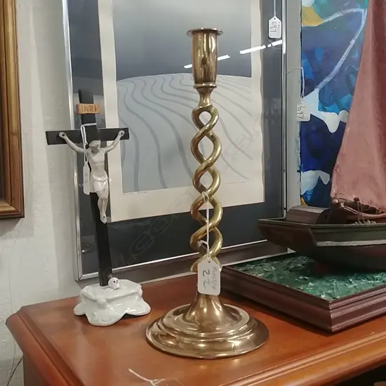 19THC BRASS CANDLESTICK