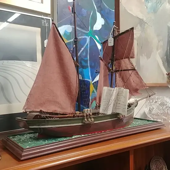 MODEL BOAT