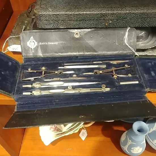 GERMAN 8 PIECE N/SILVER DRAWING SET