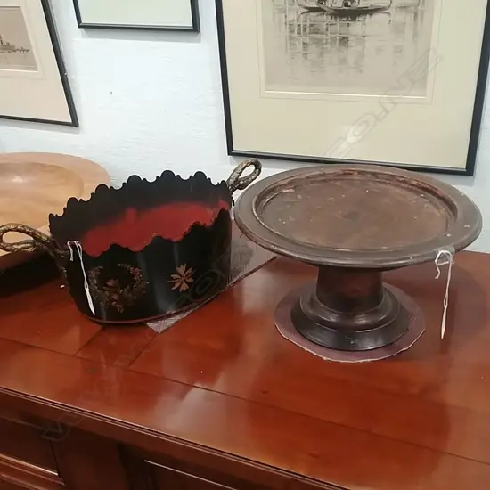 TOLEWARE BASKET & WOOD COMPORT