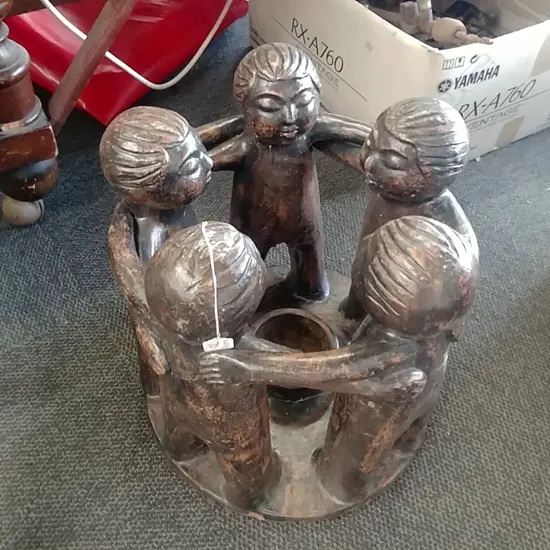 LARGE POTTER WORK - CIRCLE OF FRIENDS