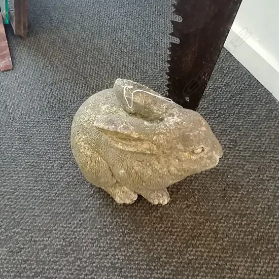 VINTAGE CONCRETE GARDEN RABBIT