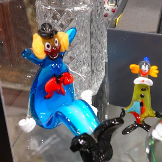 2 GLASS CLOWNS