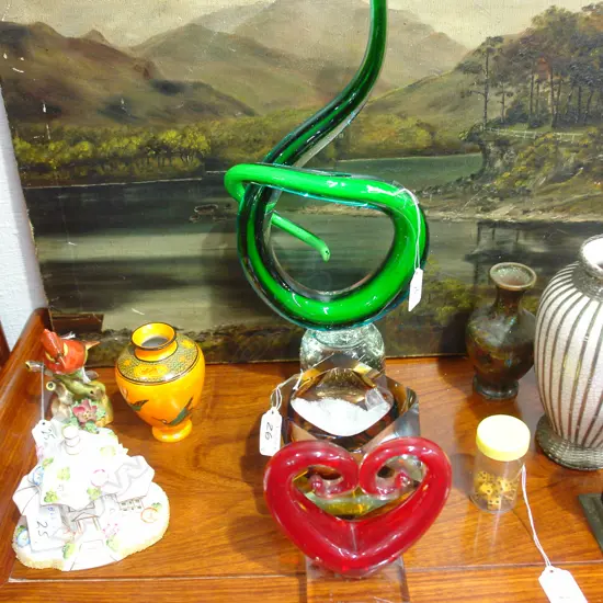 3 PCS COLOURED GLASS