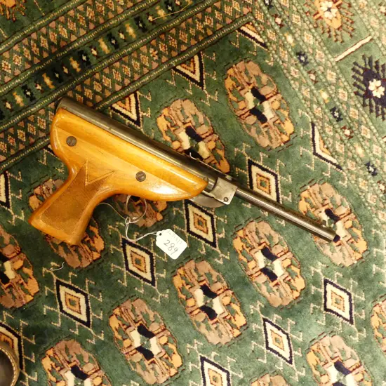 JUNG ROLAND AIR PISTOL