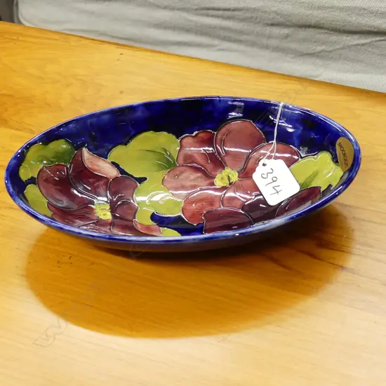 MOORCROFT OVAL CLEMATIS BOWL23.5CM L