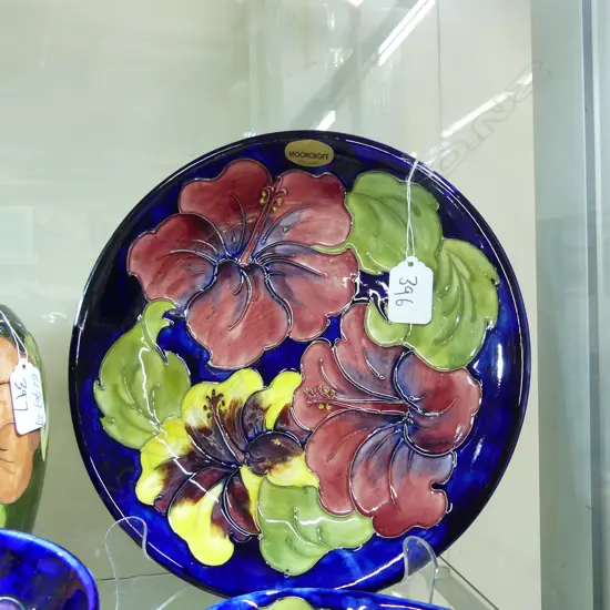 MOORCROFT HIBISCUS PLATE 26CM