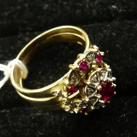 9CT GOLD & RUBY RING SET (5669) AF