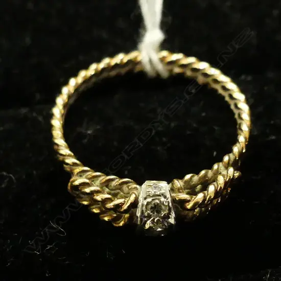 14CT 5 DIAMOND RING 1.74GMS