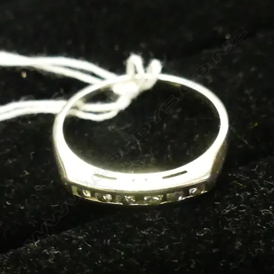 14K WHITE GOLD+DIAMOND BAND RING A/F