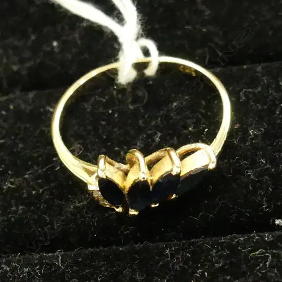 14CT SAPPHIRE & DIAMOND DRESS RING