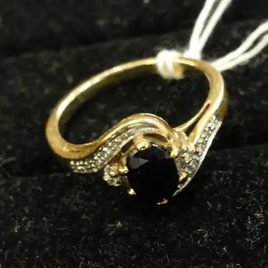 9CT SAPPHIRE & DIAMOND RING