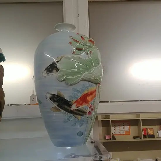 CHINESE LOTUS & DRAGONFLY VASE