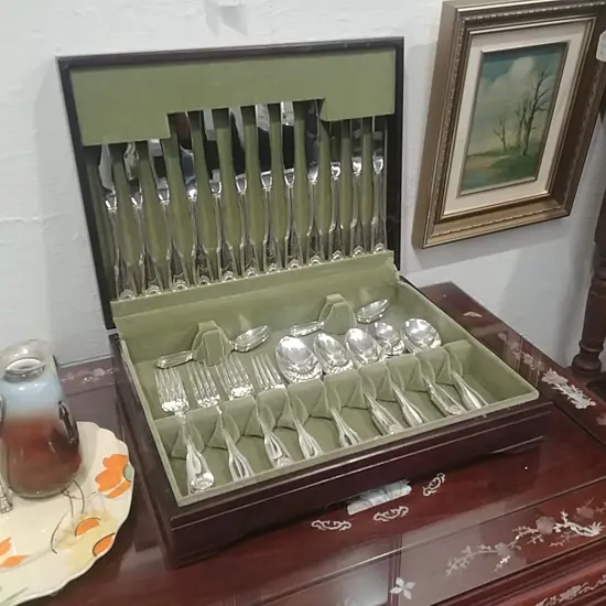 SILVER PLATE CUTLERY SET, 6-PLACE, BOXED