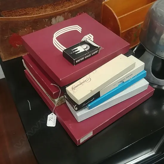 COLLECTION OF BOXED CUTLERY 