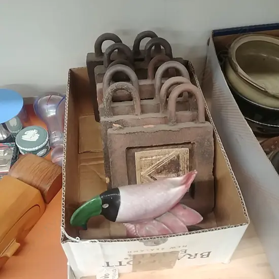 POTTERY PLAQUES G NGAN COLLECTION. ROSEMARIE BRITTAIN