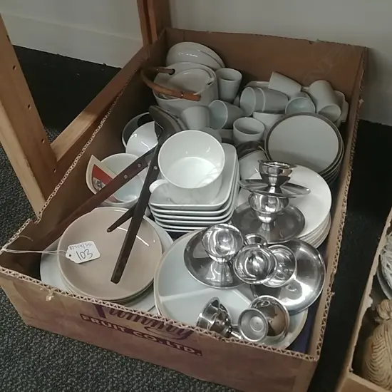 BOX WHITE CHINA ETC