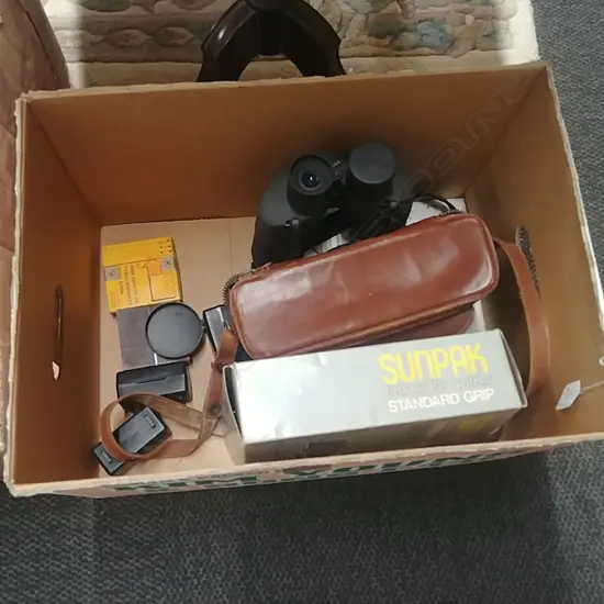 BOX CAMERA & BINOCULARS