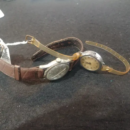 2 VINTAGE SWISS WRISTWATCHES