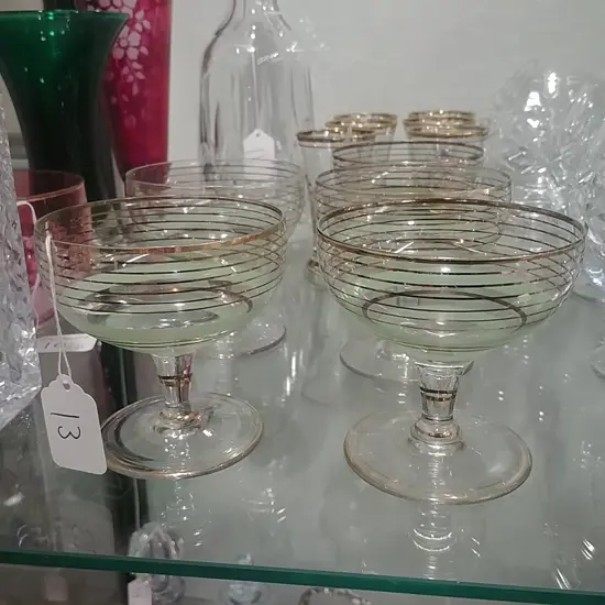 5 DESSERT GLASSES 