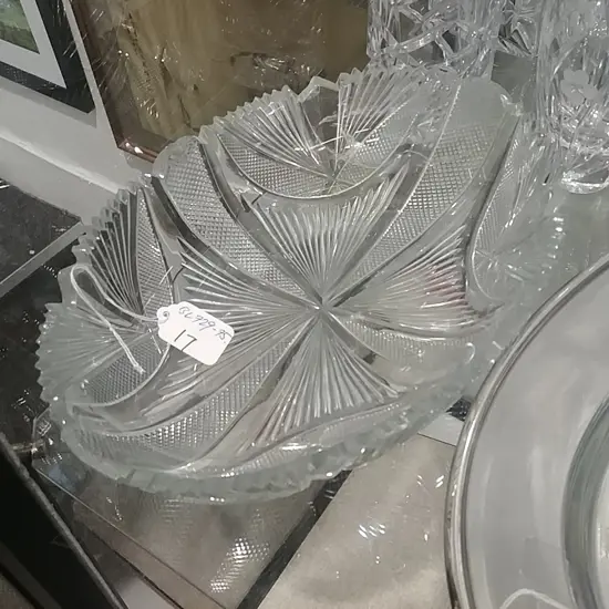 19THC CUT CRYSTAL OVAL DISH A.F