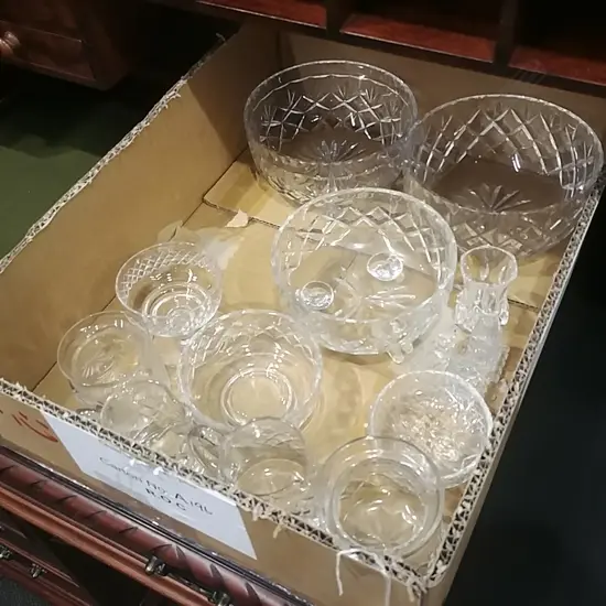 BOX LOT SMALL CRYSTAL PCS