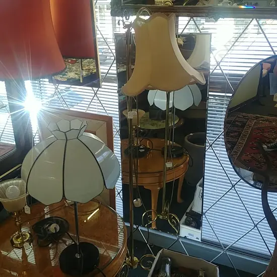 BRASS STANDARD LAMP TRIPOD BASE