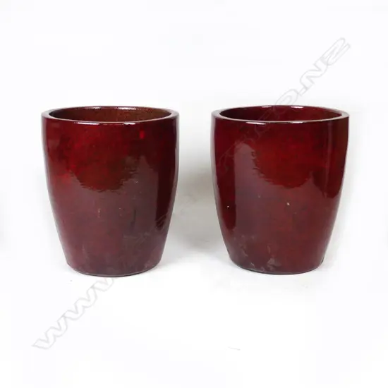 PR RED CRUCIBLE GARDEN POTS