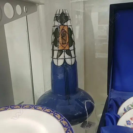 BURSLEY TUBE LINED MACINTOSH ROSES VASE