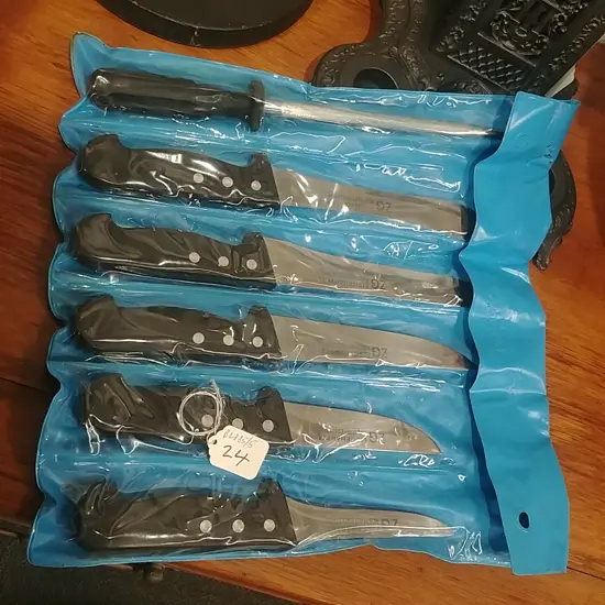 ELSGEHARTET CARVING SET