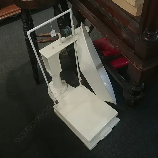 CAST IRON PLUNKET BABY SCALES