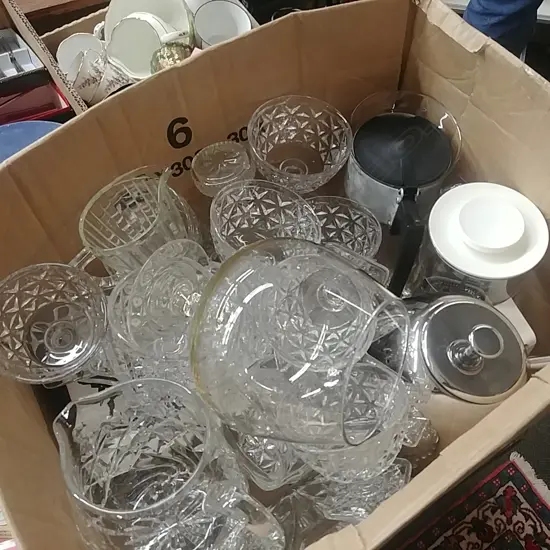 LOT TEAPOTS CRYSTAL ETC