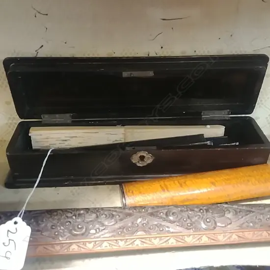 JAPANESE FAN BOX W/ 2 FANS 